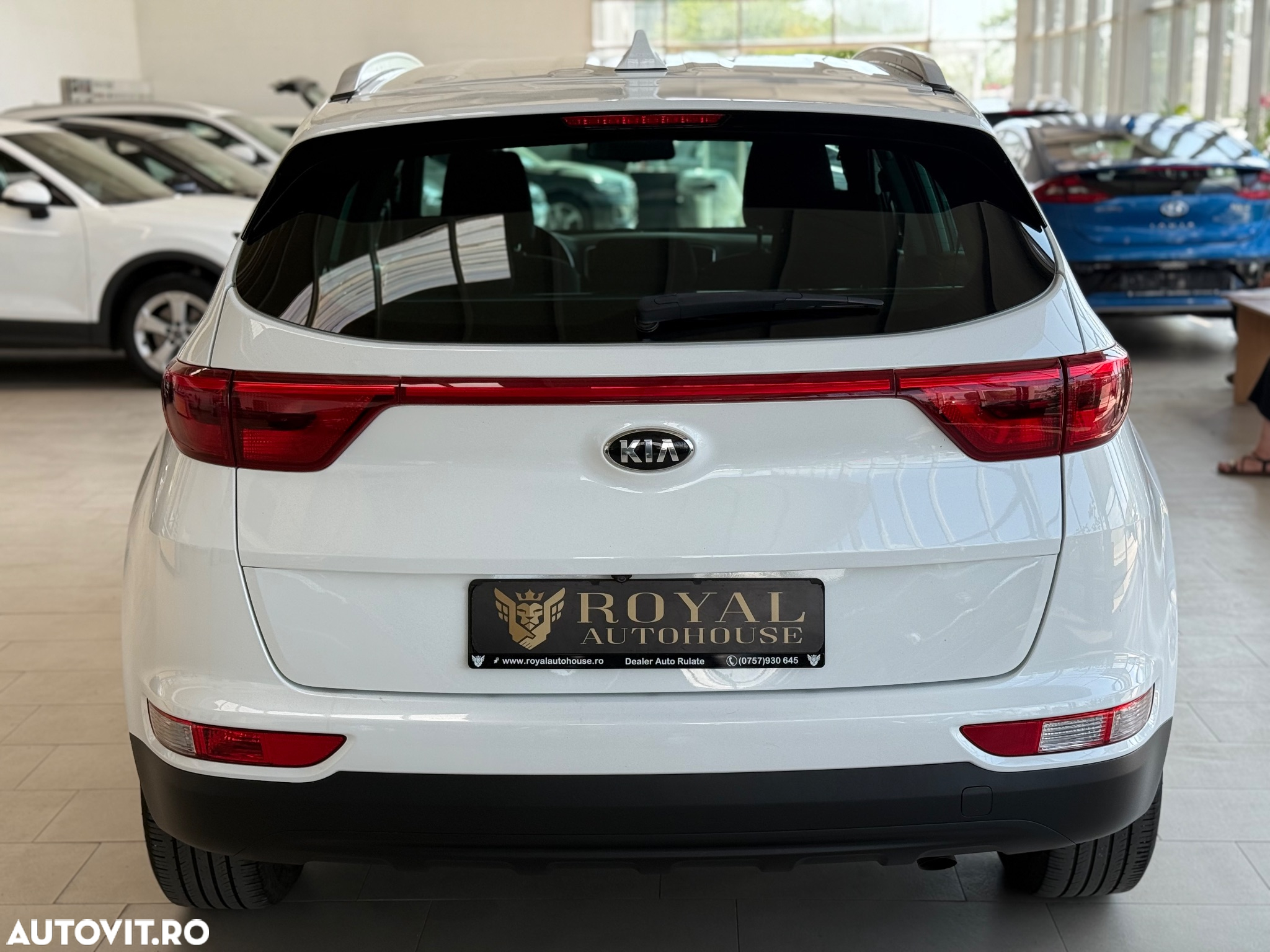 Kia Sportage 1.7 CRDI 2WD Spirit - 10