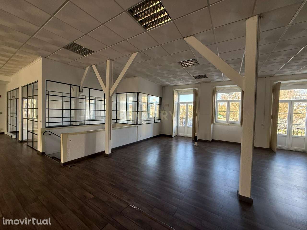 ✨ Escritório no Coração da Baixa de Setúbal – 223,40 m² ✨Arrendamento - Grande imagem: 5/19