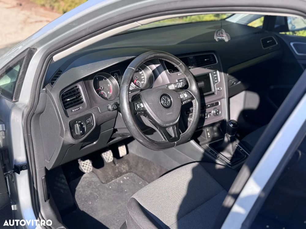 Volkswagen Golf 1.6 TDI BMT Comfortline - 6