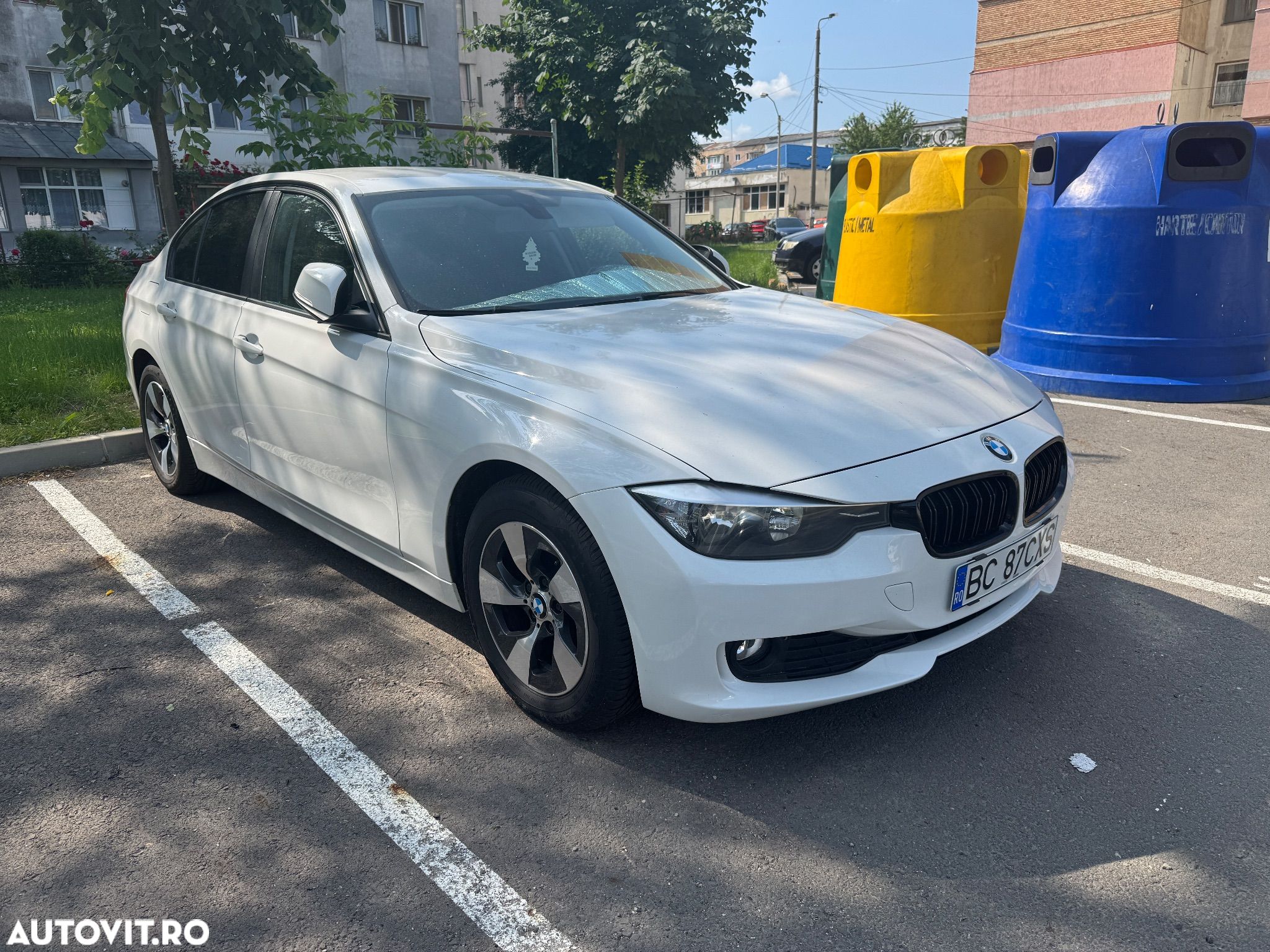 BMW Seria 3 - 1