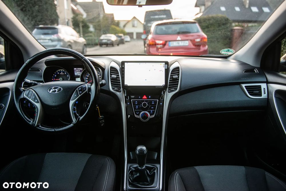 Hyundai i30 1.4 Premium - 30