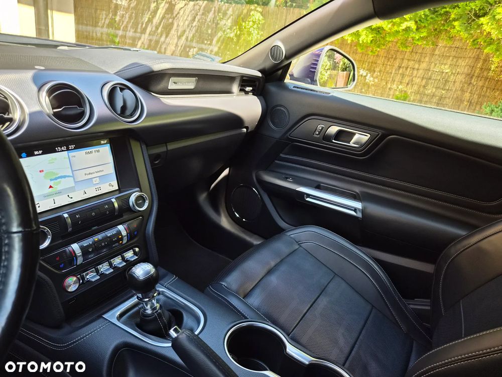 Ford Mustang - 19