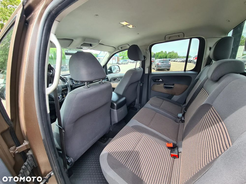 Volkswagen Amarok - 20