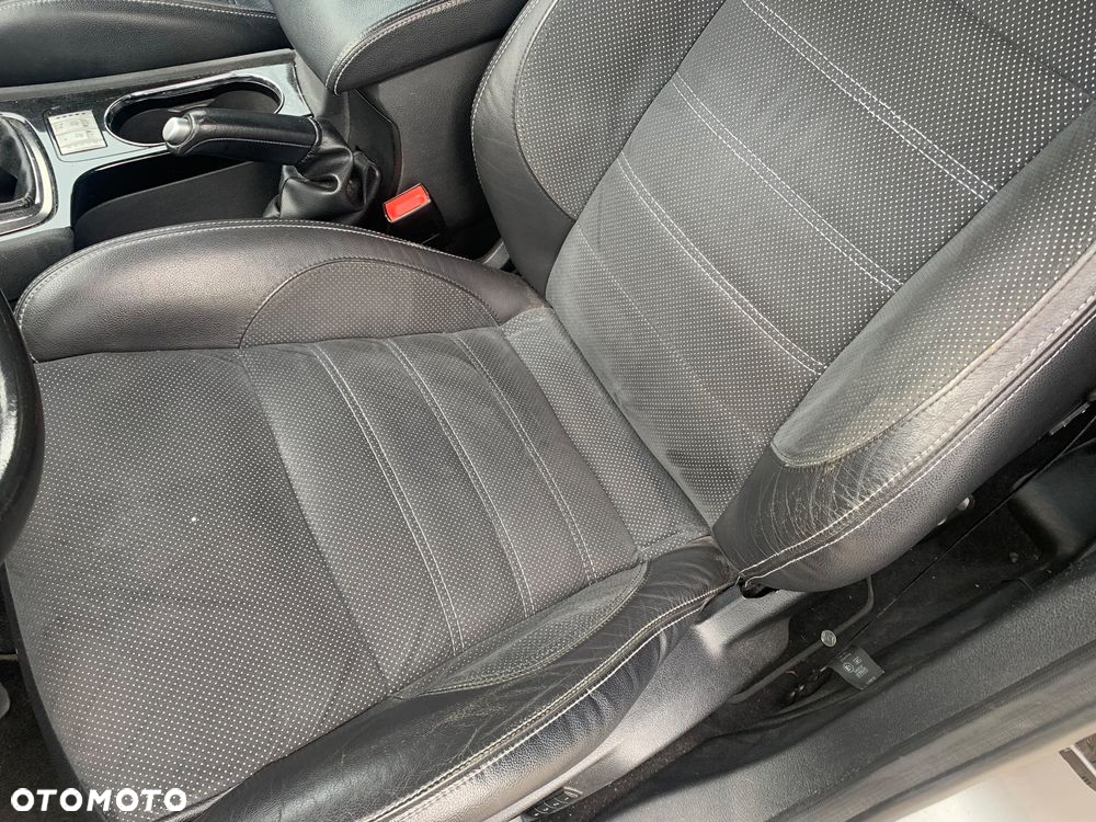Ford Mondeo 2.5 Titanium S - 11