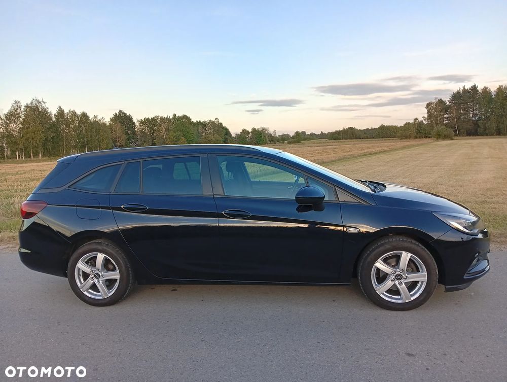 Opel Astra 1.6 CDTI Essentia - 3
