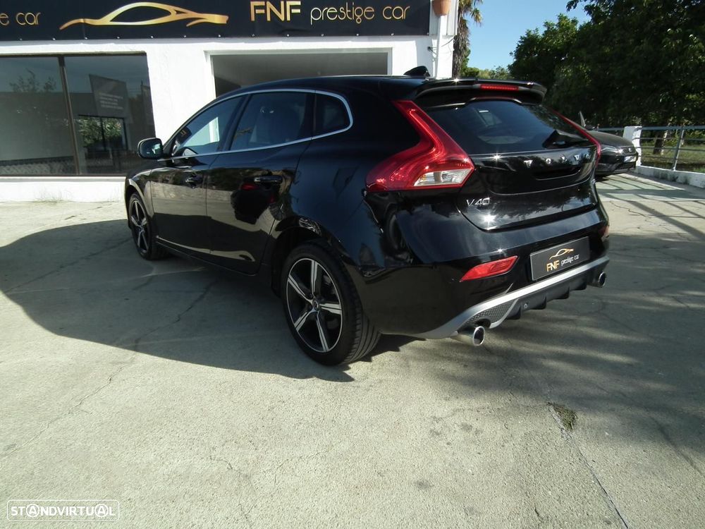 Volvo V40 2.0 D3 R-Design - 5