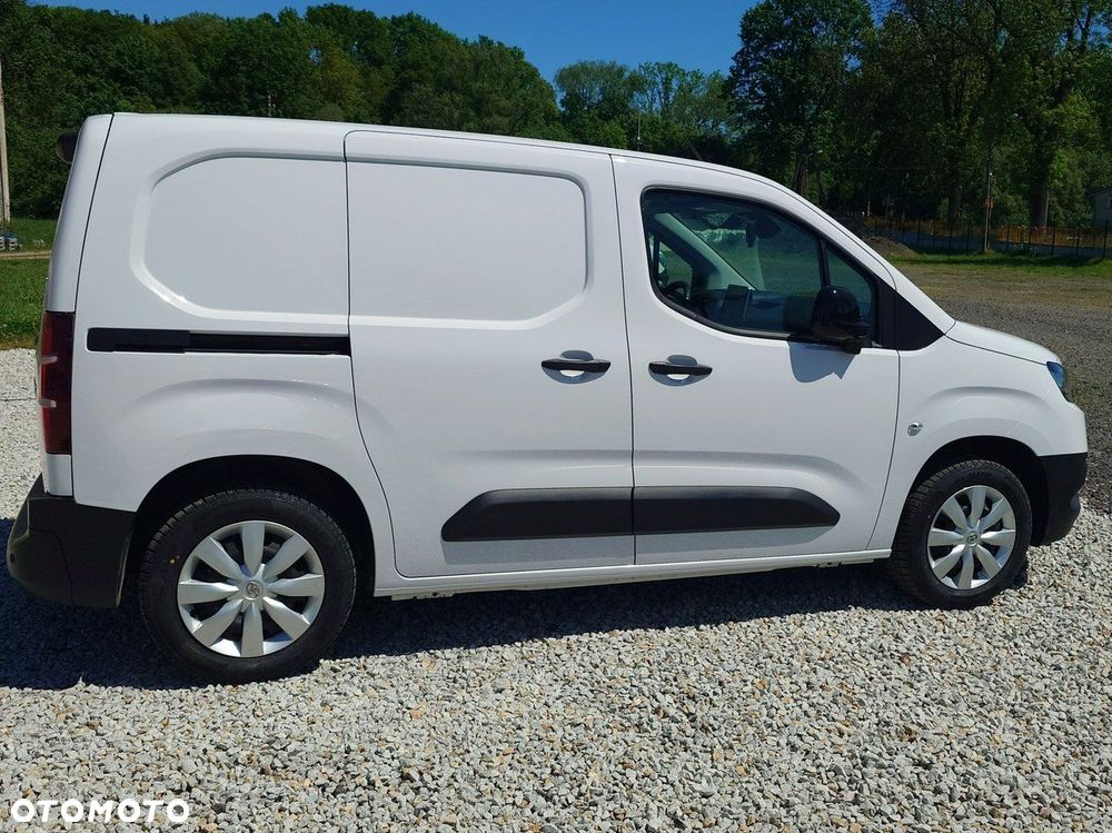 Toyota Proace City - 4