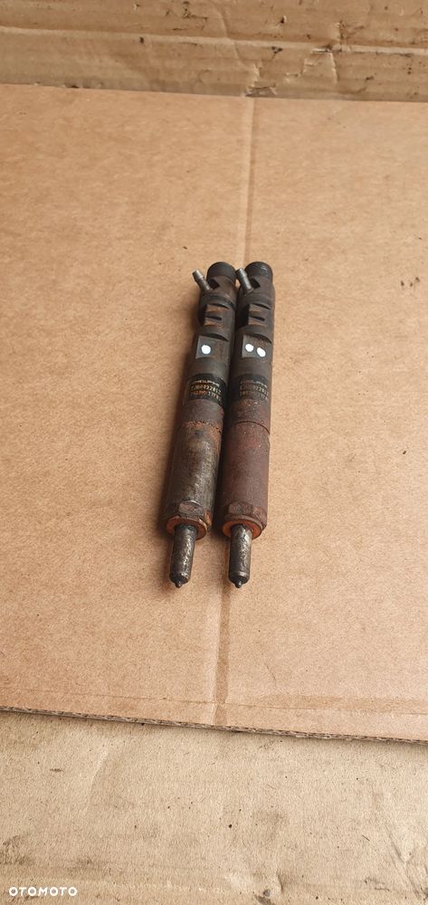 Wtrysk wtryskiwacz paliwa Ford Focus MK1 1.8 TDCI 2T1Q-9F593-AA - 2