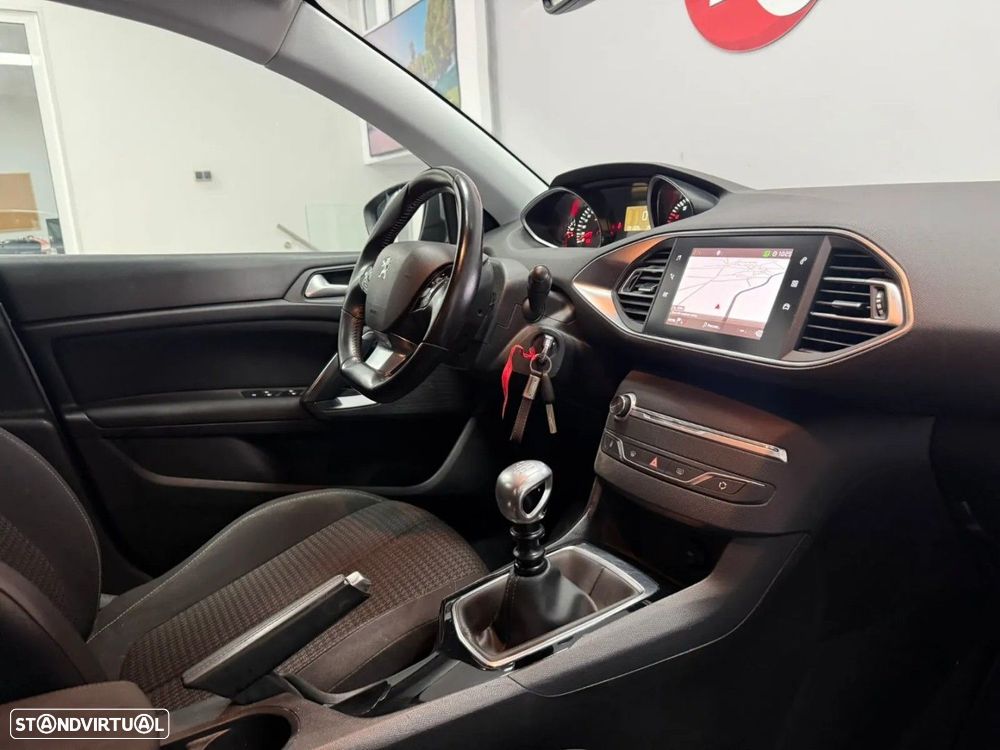 Peugeot 308 PureTech 110 Stop & Start Active - 13
