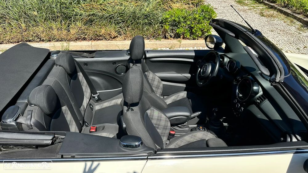 MINI Cabrio Cooper D - 11