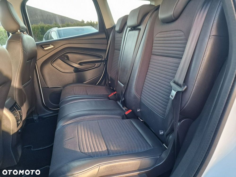 Ford Kuga 2.0 TDCi 2x4 SYNC - 17