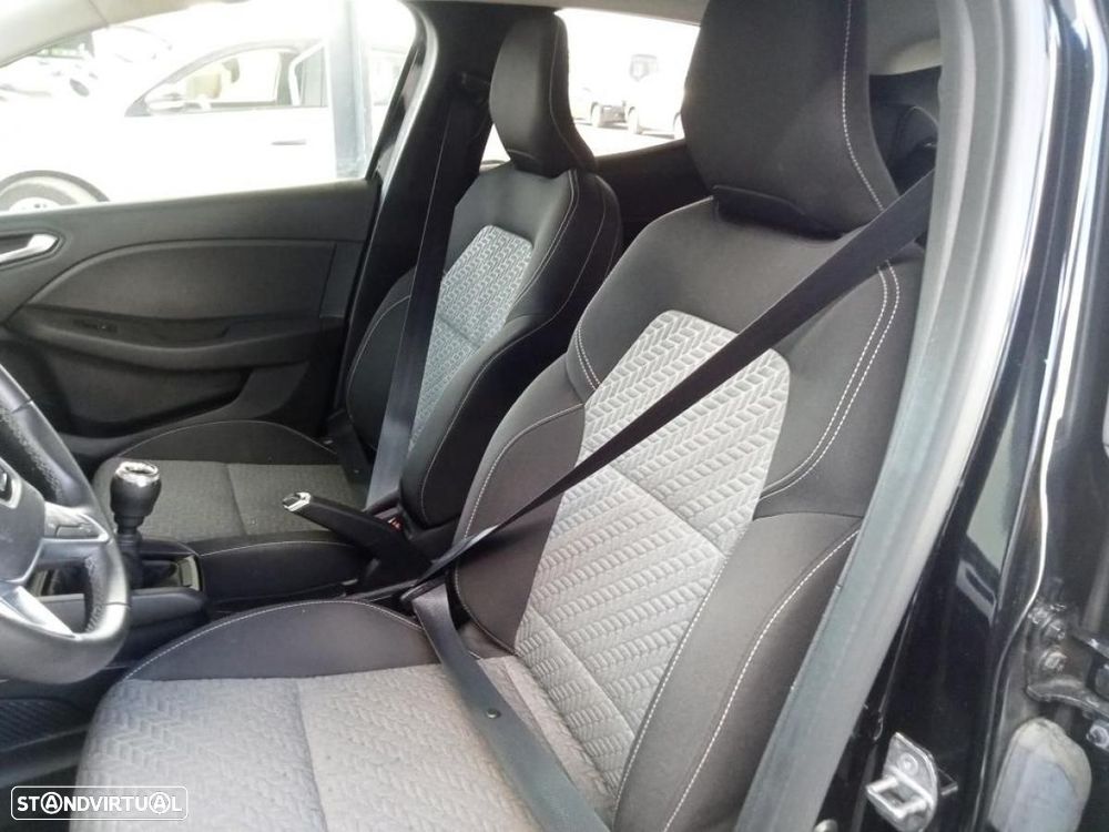 Renault Clio 1.0 TCe Evolution Bi-Fuel - 5