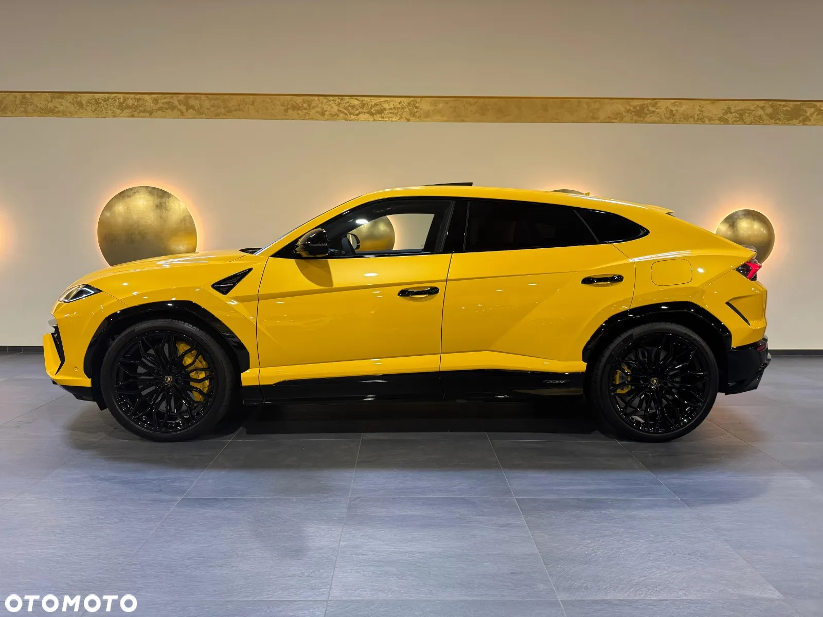 Lamborghini Urus - 7
