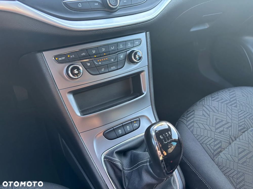Opel Astra 1.0 Turbo Start/Stop Edition - 28