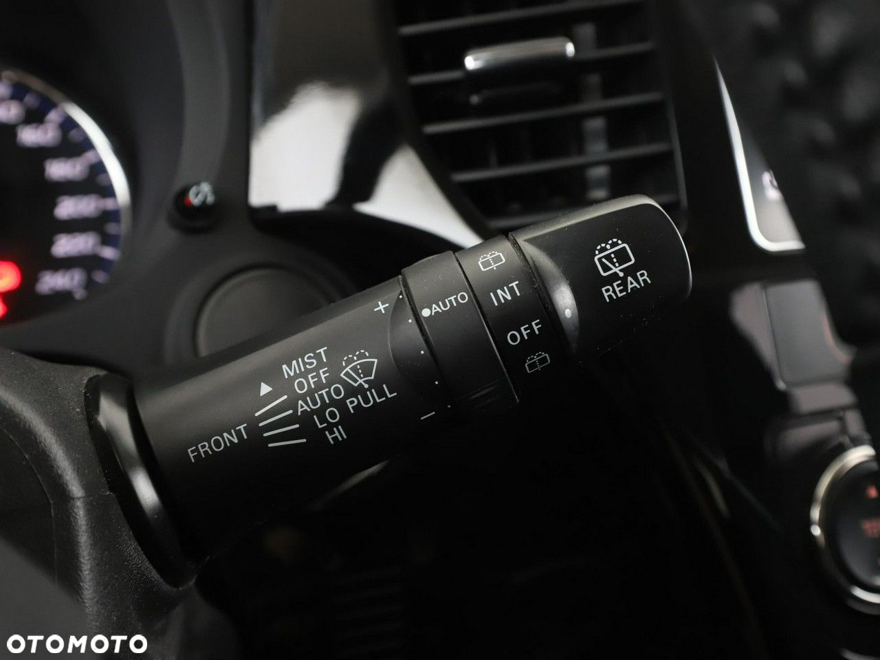 Mitsubishi Outlander 2.0 2WD Edition 100 - 29
