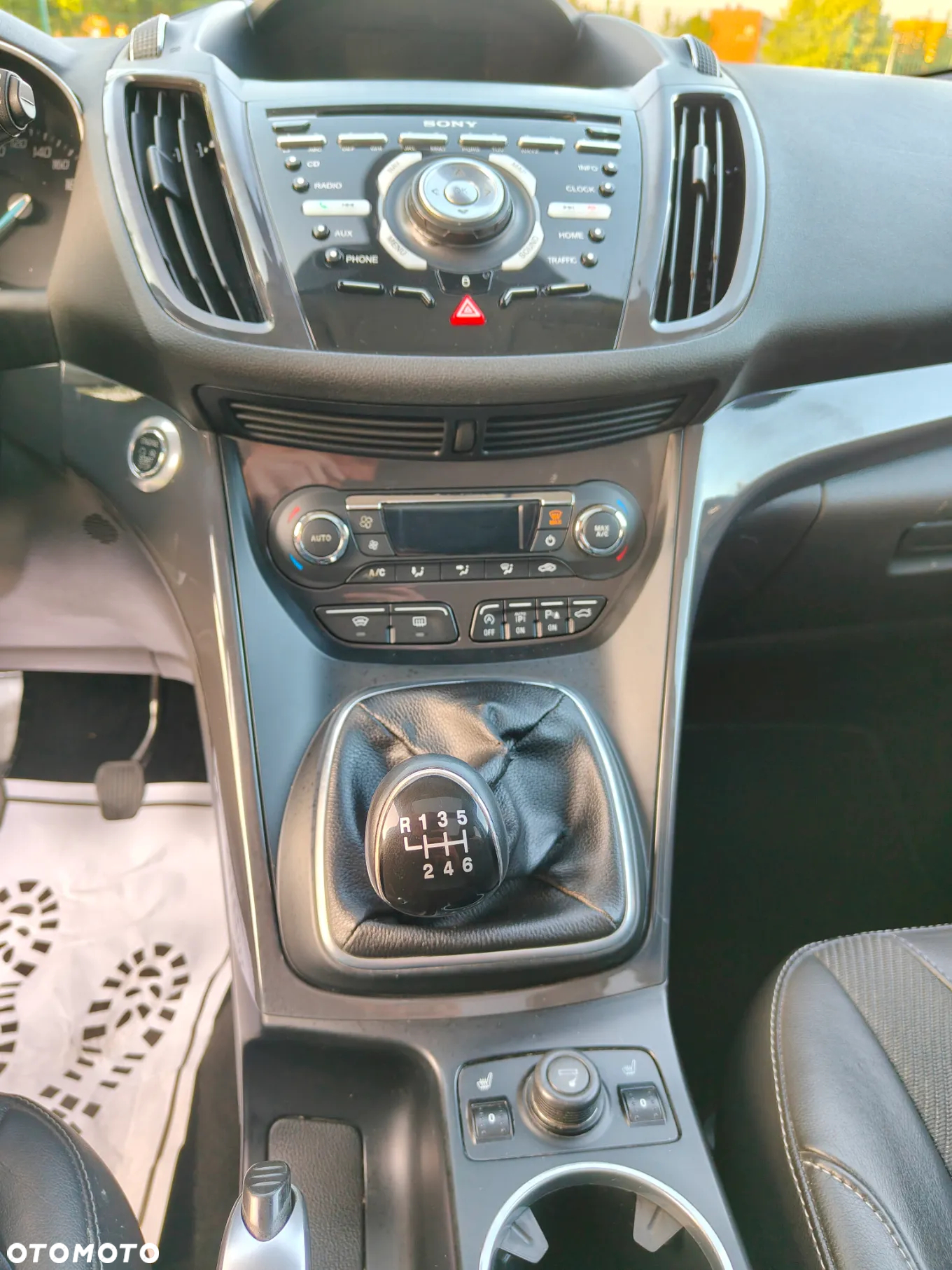 Ford Kuga 1.5 EcoBoost 2x4 Individual - 15