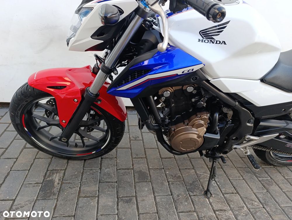 Honda CB - 12