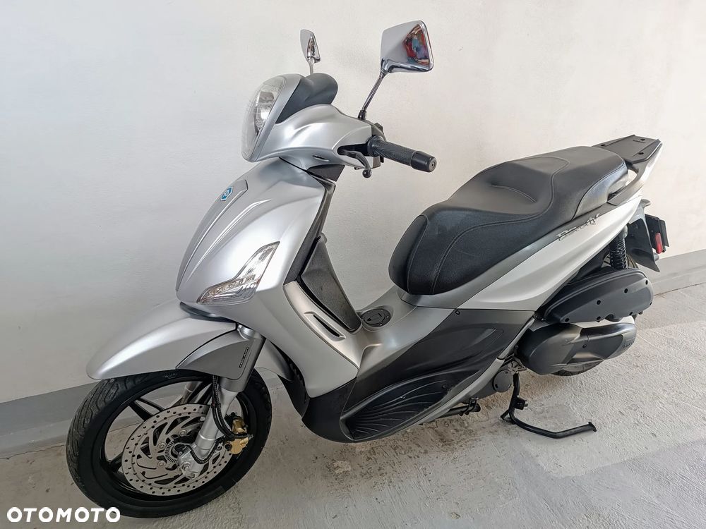 Piaggio Beverly - 10