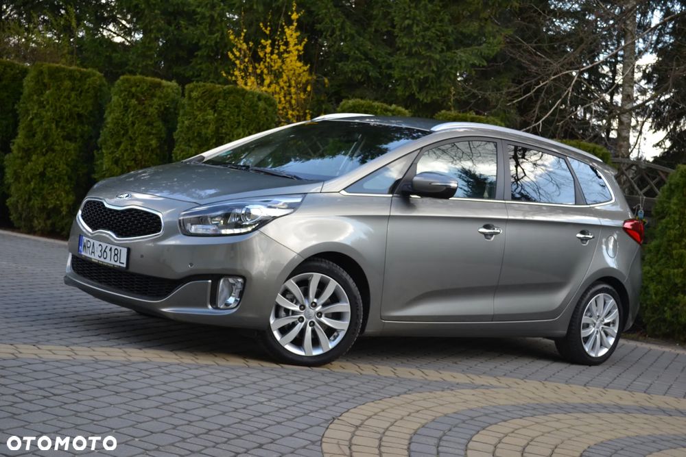 Kia Carens 1.7 CRDi Business Line 7os 7DCT - 5