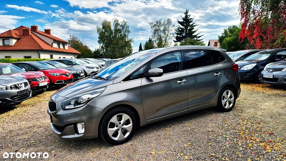 Kia Carens 1.6 GDI XL 7os - 22