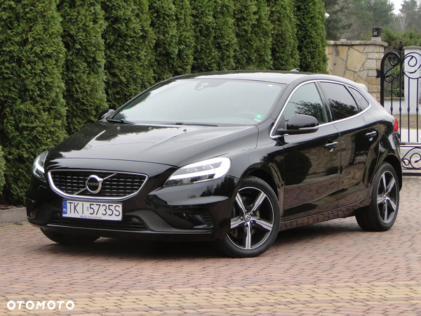 Volvo V40 T3 Drive-E R-Design Momentum