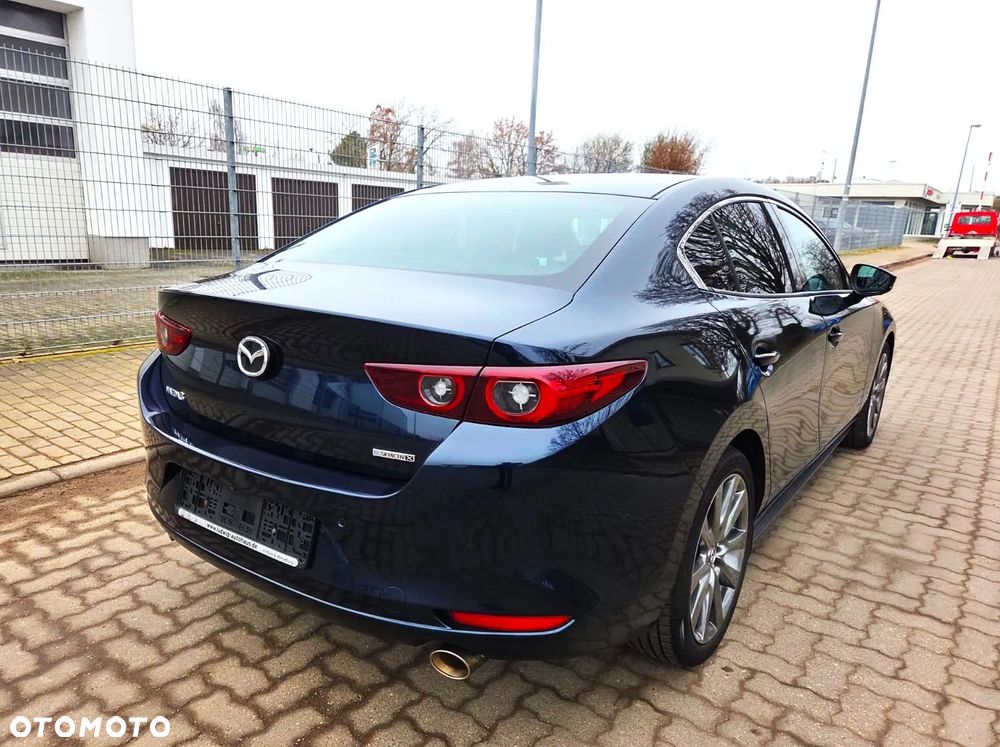 Mazda 3 - 10