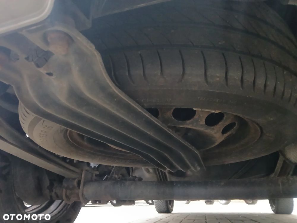 Volkswagen Caddy 1.4 TSI Trendline DSG - 30