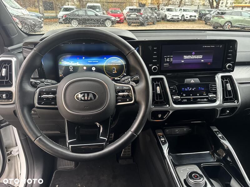 Kia Sorento - 11