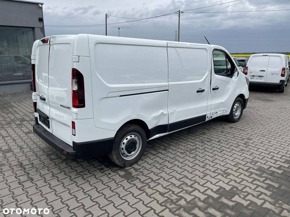 Renault Trafic - 2