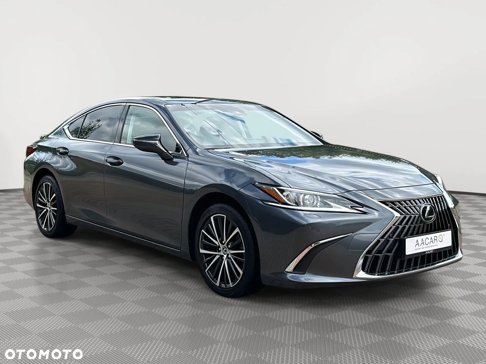 Lexus ES 300h Business Edition - 5