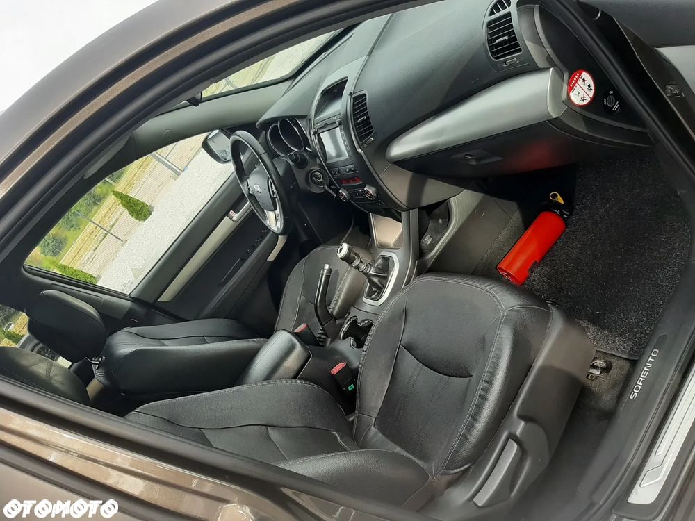 Kia Sorento - 7