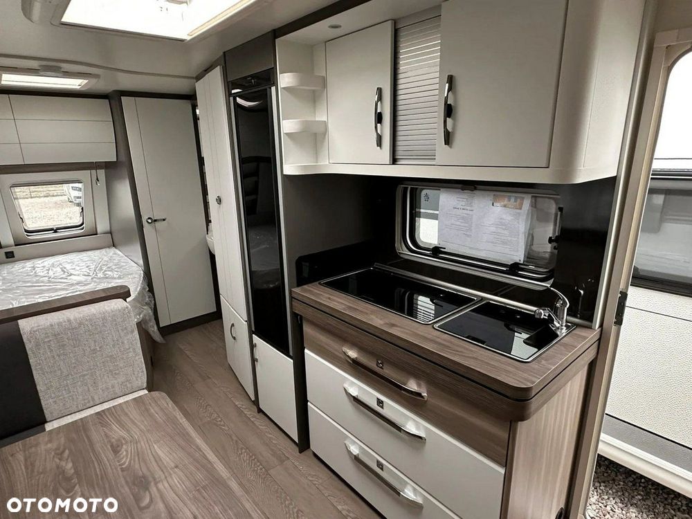 Hobby Excellent Edition 560 KMFe - 11