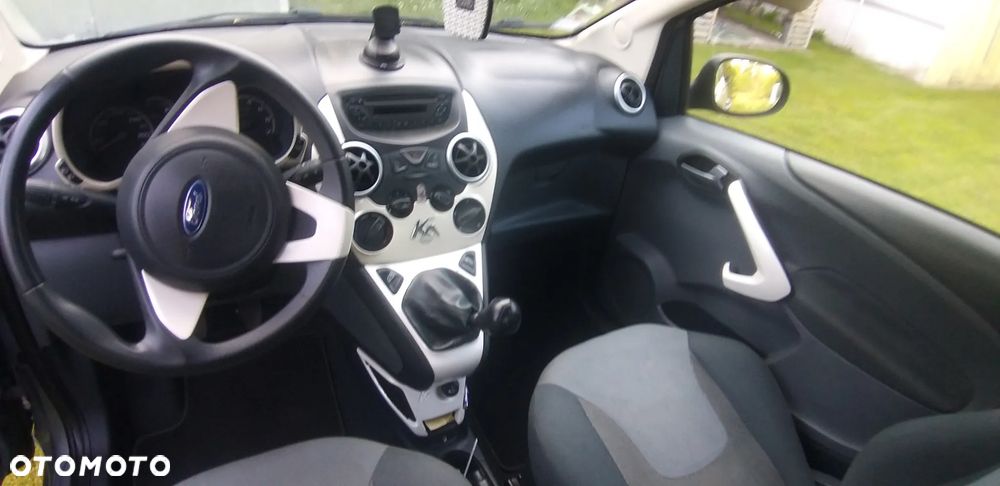 Ford KA 1.2 Titanium (air4) - 16