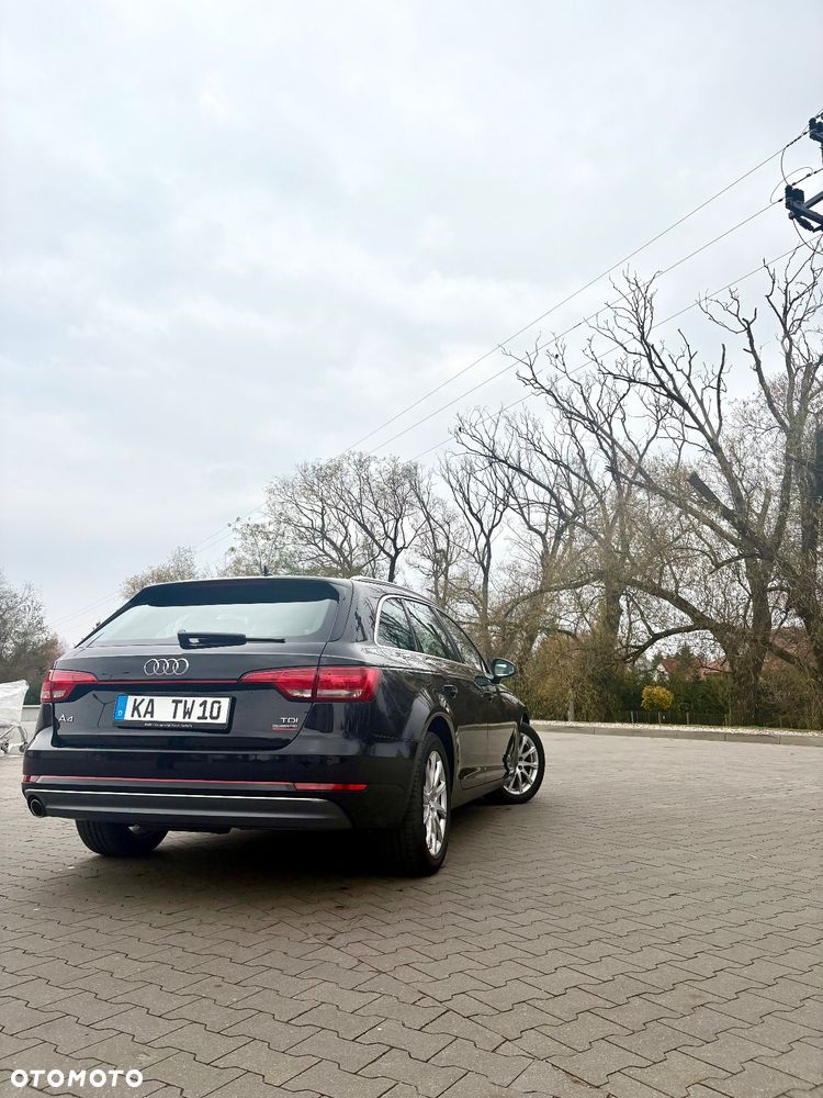 Audi A4 Avant - 11