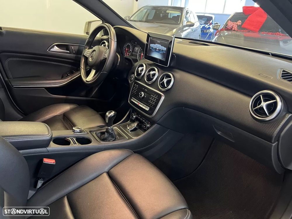 Mercedes-Benz A 180 d Style - 9