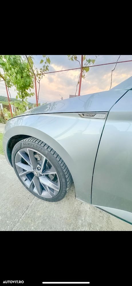 Skoda Superb Combi 2.0 TDI DSG 4X4 Sportline - 14