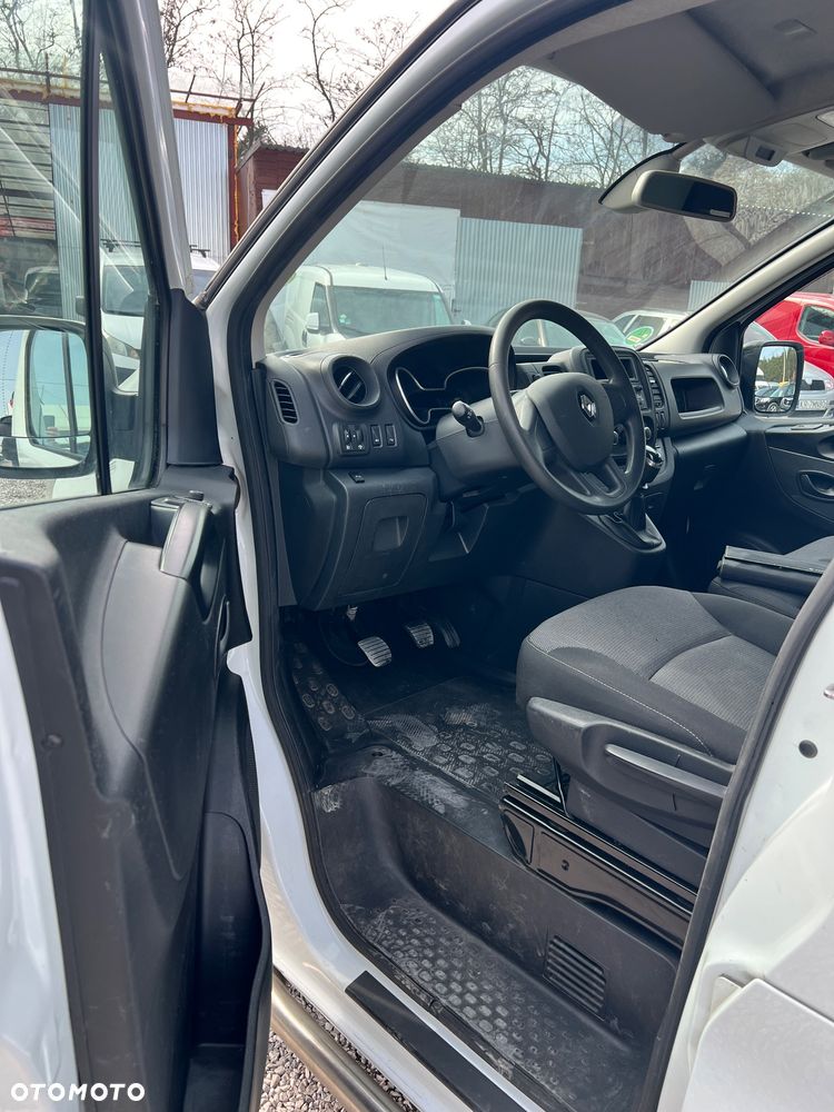 Renault Trafic - 10