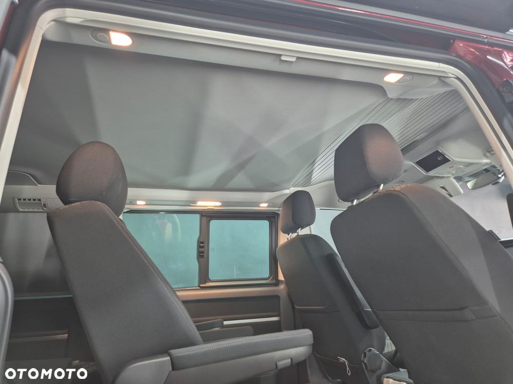 Volkswagen California - 34