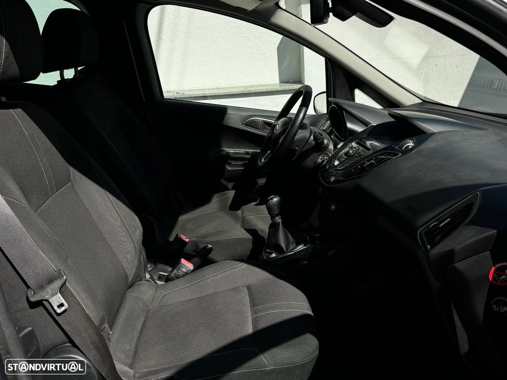 Ford B-Max 1.6 TDCi Titanium - 11