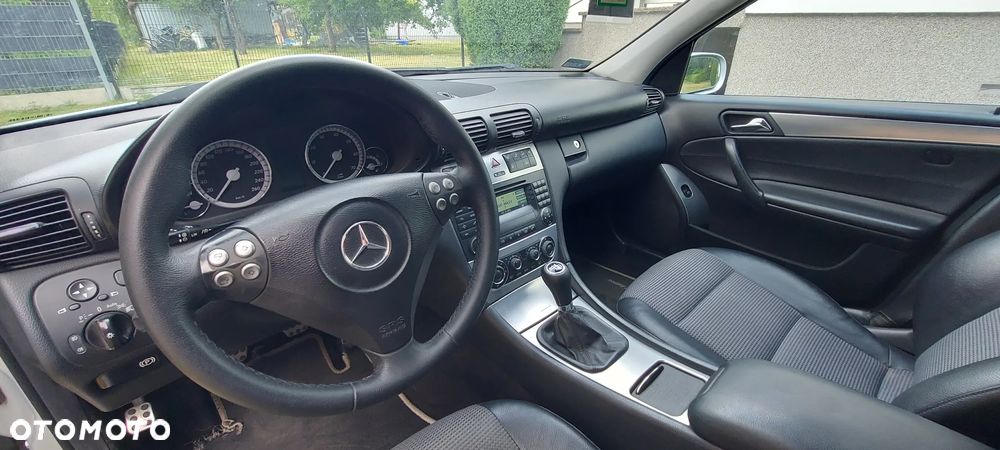 Mercedes-Benz Klasa C 200 Kompressor Sport Edition - 2