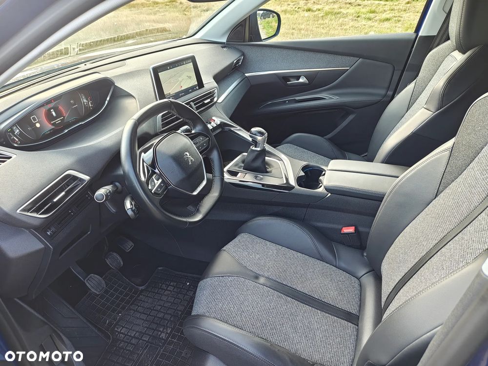 Peugeot 3008 BlueHDi 130 Stop & Start Allure Business-Paket - 18