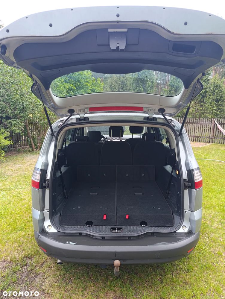 Ford S-Max 2.0 Titanium - 8