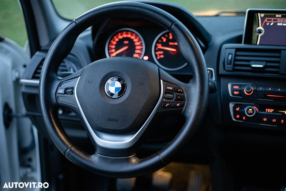 BMW Seria 1 116i - 15