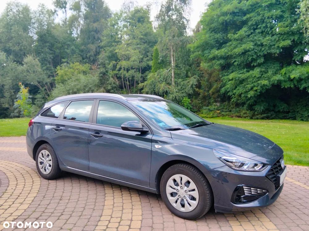 Hyundai i30 1.5 DPI Classic + - 12