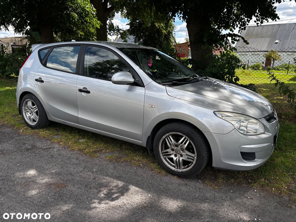 Hyundai i30 1.4 Comfort - 1