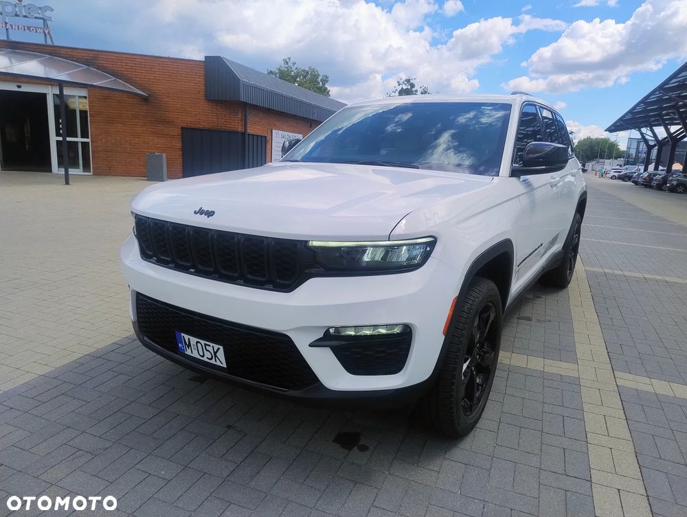 Jeep Grand Cherokee - 1