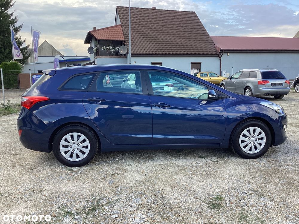 Hyundai i30 1.6 CRDi BlueDrive Go - 6