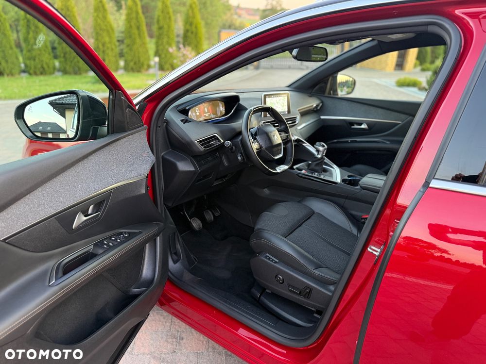 Peugeot 3008 1.5 BlueHDi GT S&S - 18