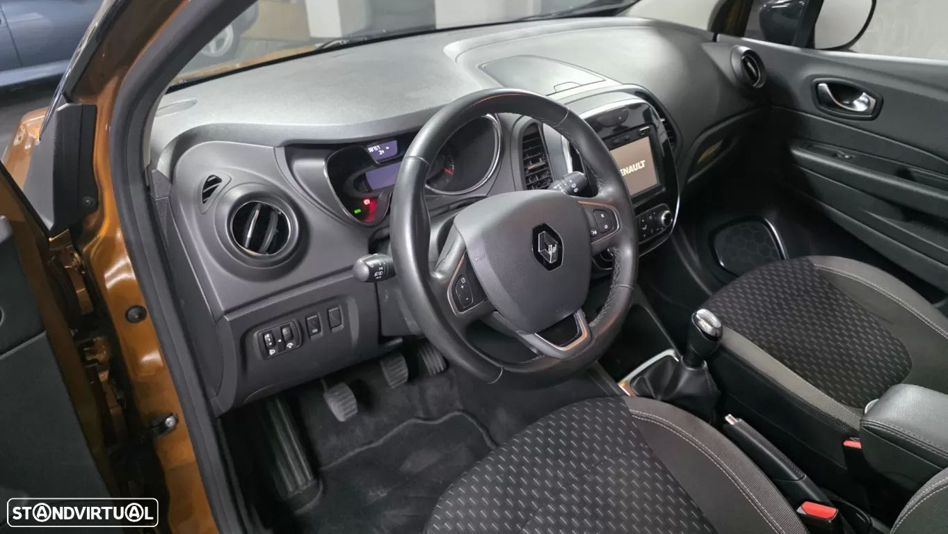 Renault Captur 0.9 TCE Exclusive XMOD - 5