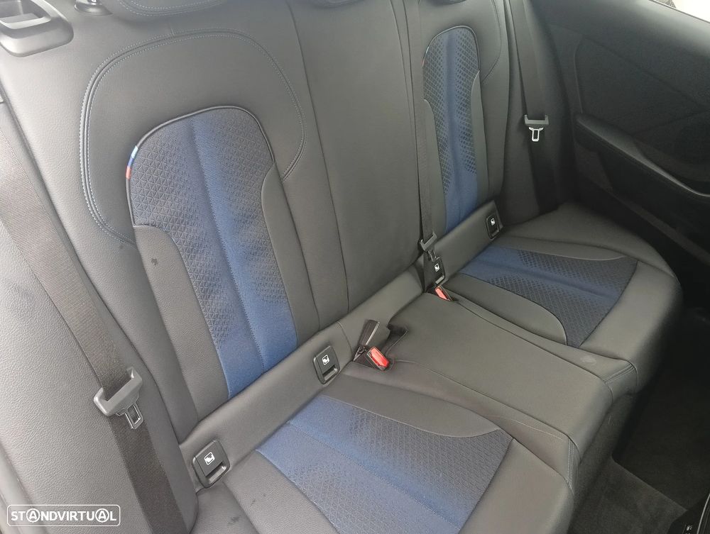 BMW 116 d Pack Desportivo M Auto - 13
